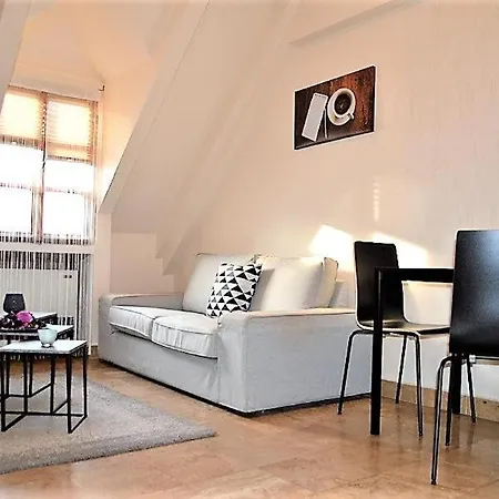 Lägenhet Downtown- Csaladi Győr